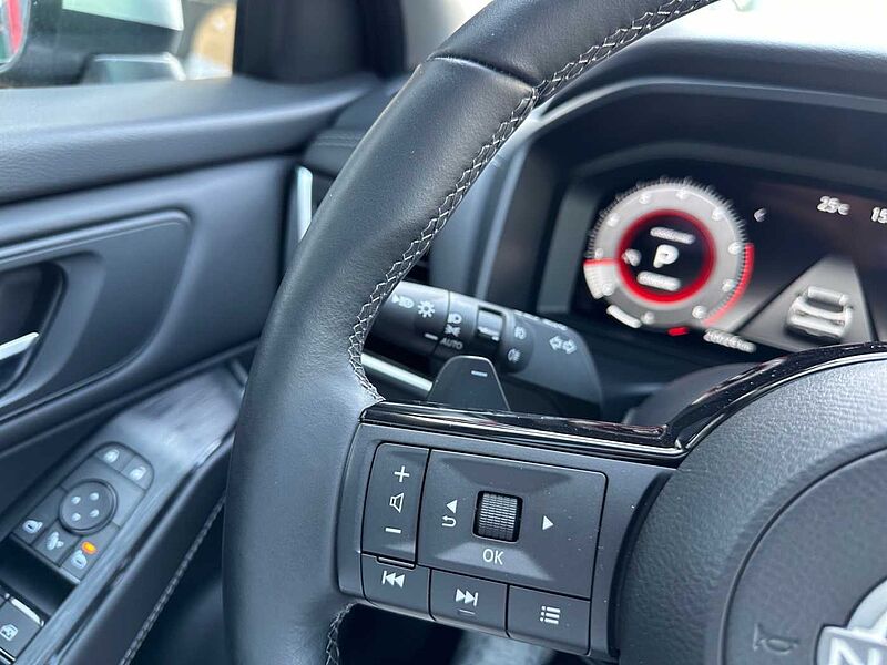 Nissan Qashqai 1.3 DIG-T MHEV N-Connecta ACC AUT Navi