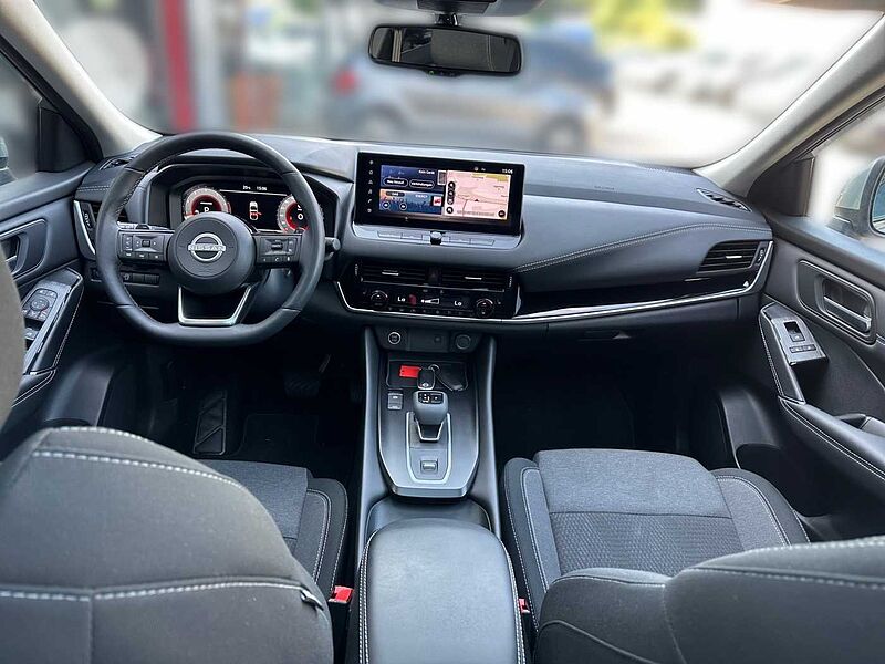 Nissan Qashqai 1.3 DIG-T MHEV N-Connecta ACC AUT Navi